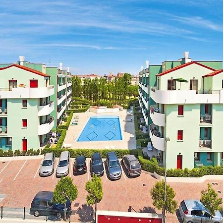 Apartment In Caorle With Heating Zewnętrze zdjęcie