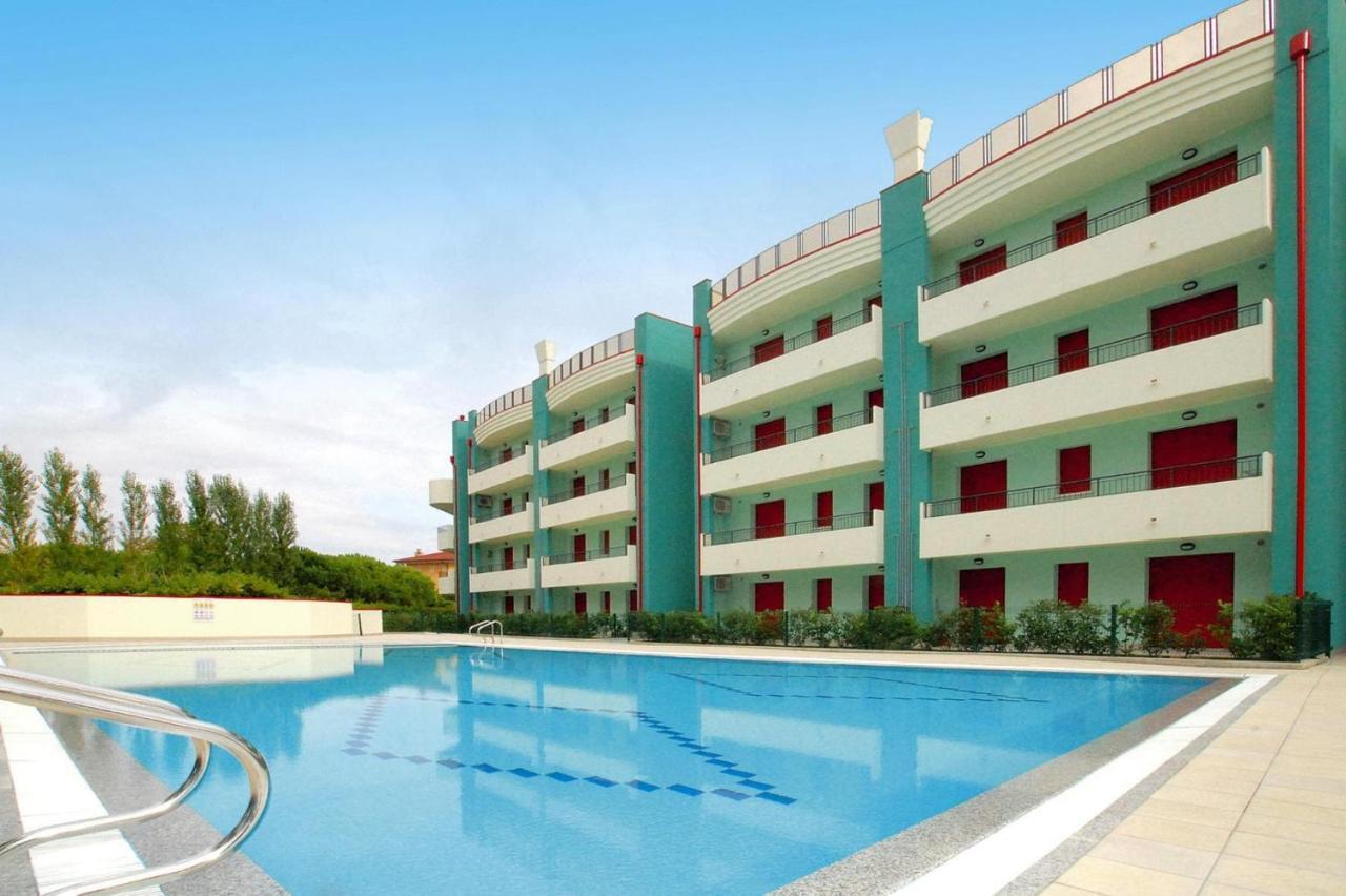 Apartment In Caorle With Heating Zewnętrze zdjęcie