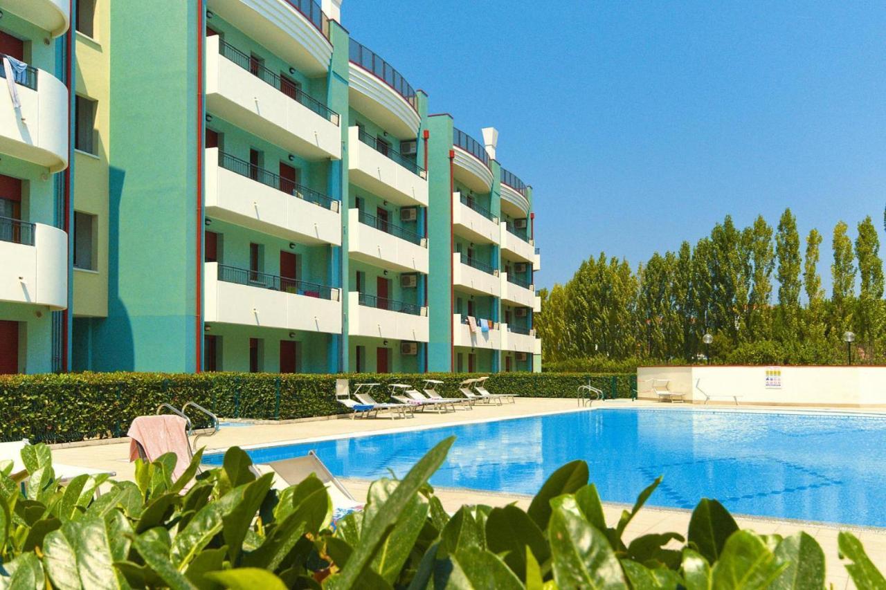 Apartment In Caorle With Heating Zewnętrze zdjęcie