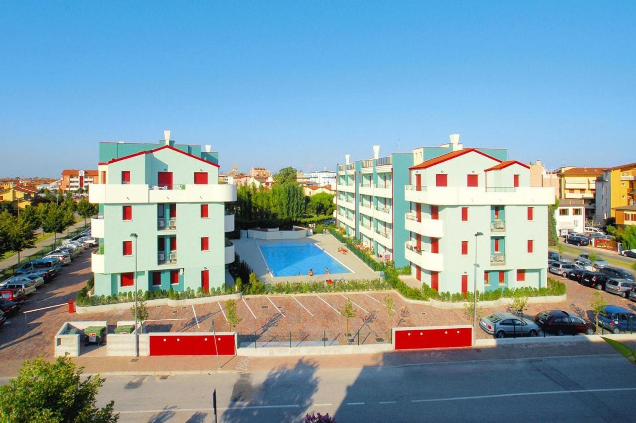 Apartment In Caorle With Heating Zewnętrze zdjęcie